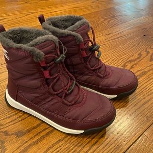 Youth sorel winter boots